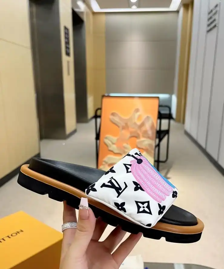 hype LV Slippers