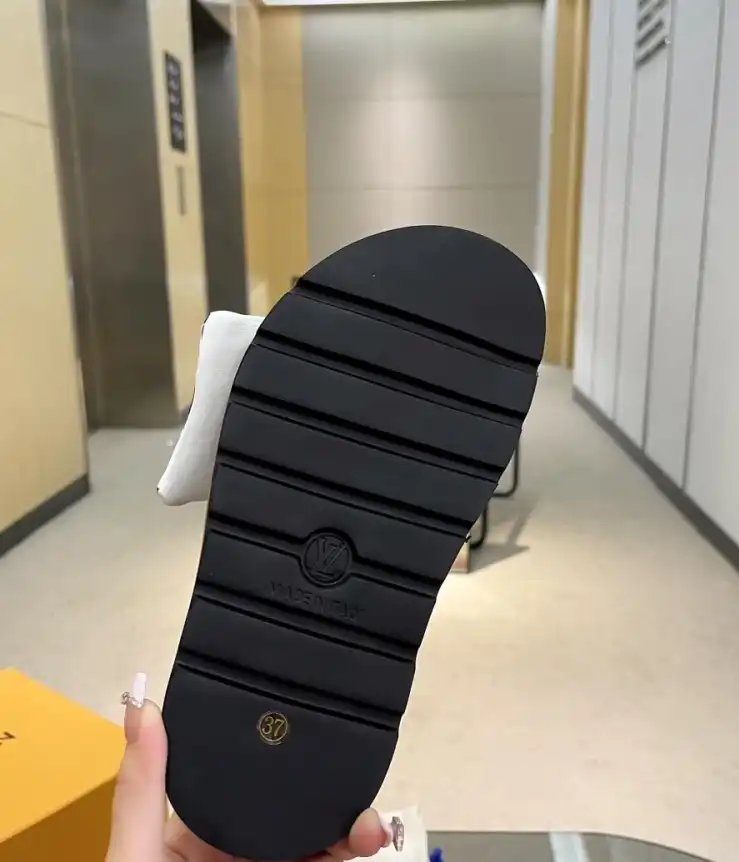 hype LV Slippers