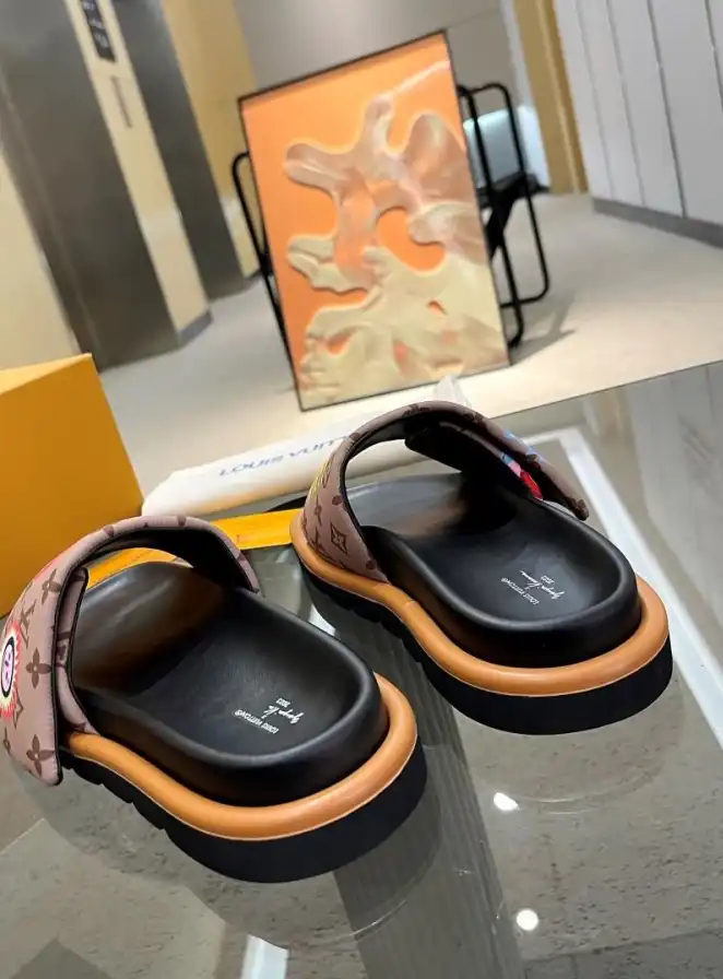 hype LV Slippers