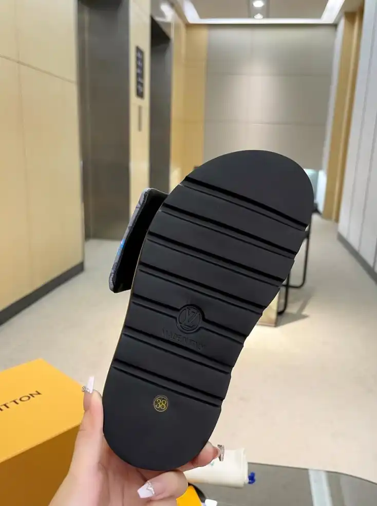 hype LV Slippers