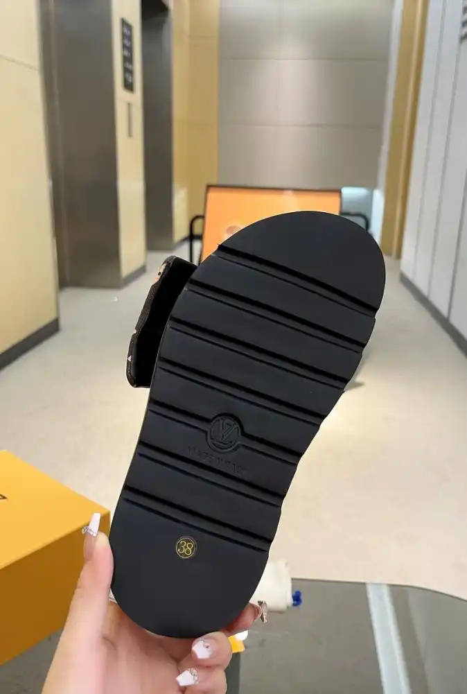 hype LV Slippers