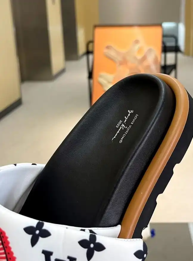 hype LV Slippers