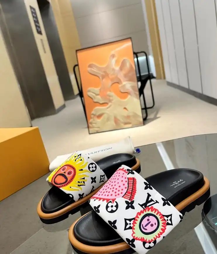 hype LV Slippers