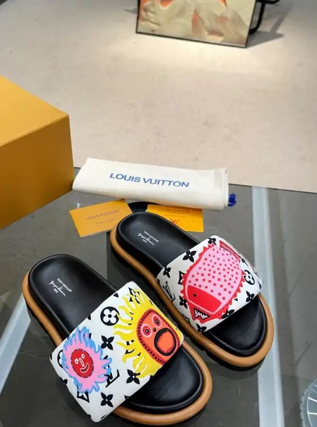 hype LV Slippers