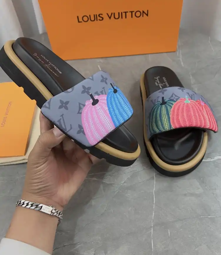 hype LV Slippers