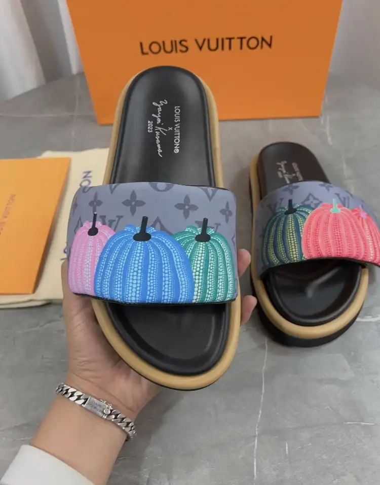 hype LV Slippers