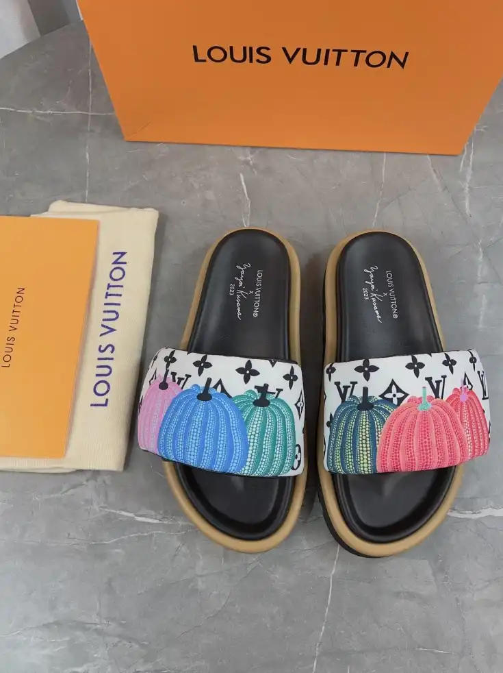 hype LV Slippers