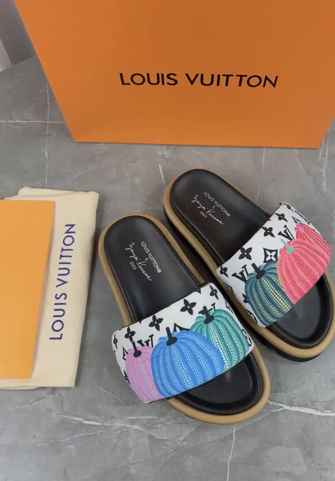 hype LV Slippers