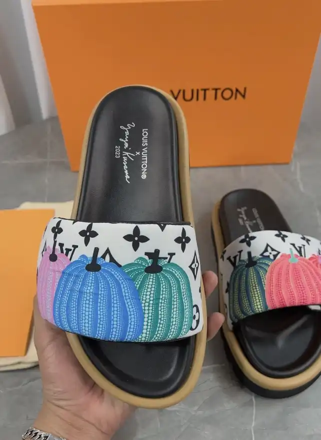 hype LV Slippers