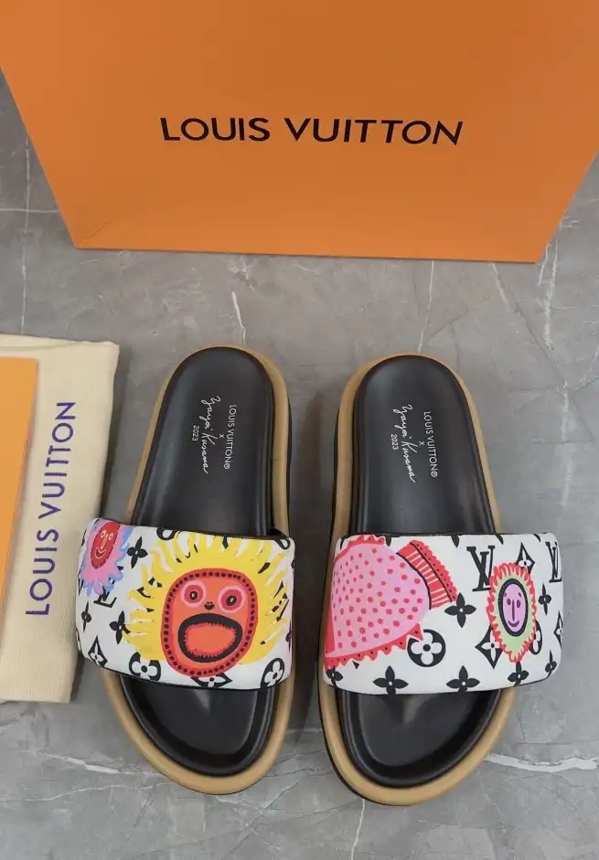 hype LV Slippers