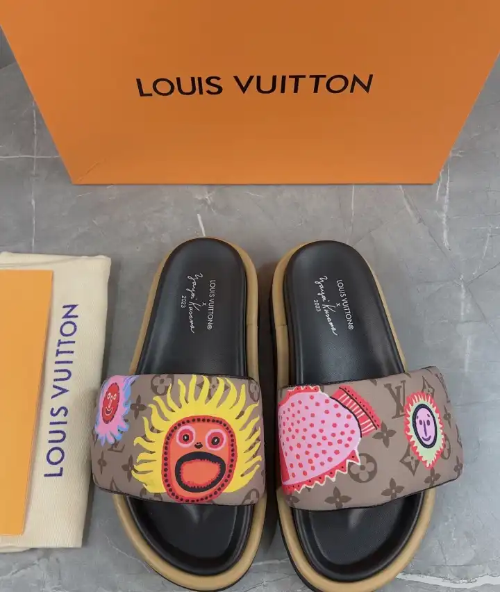 hype LV Slippers