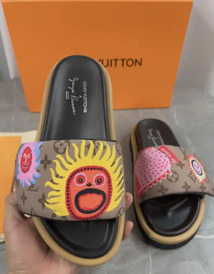 hype LV Slippers