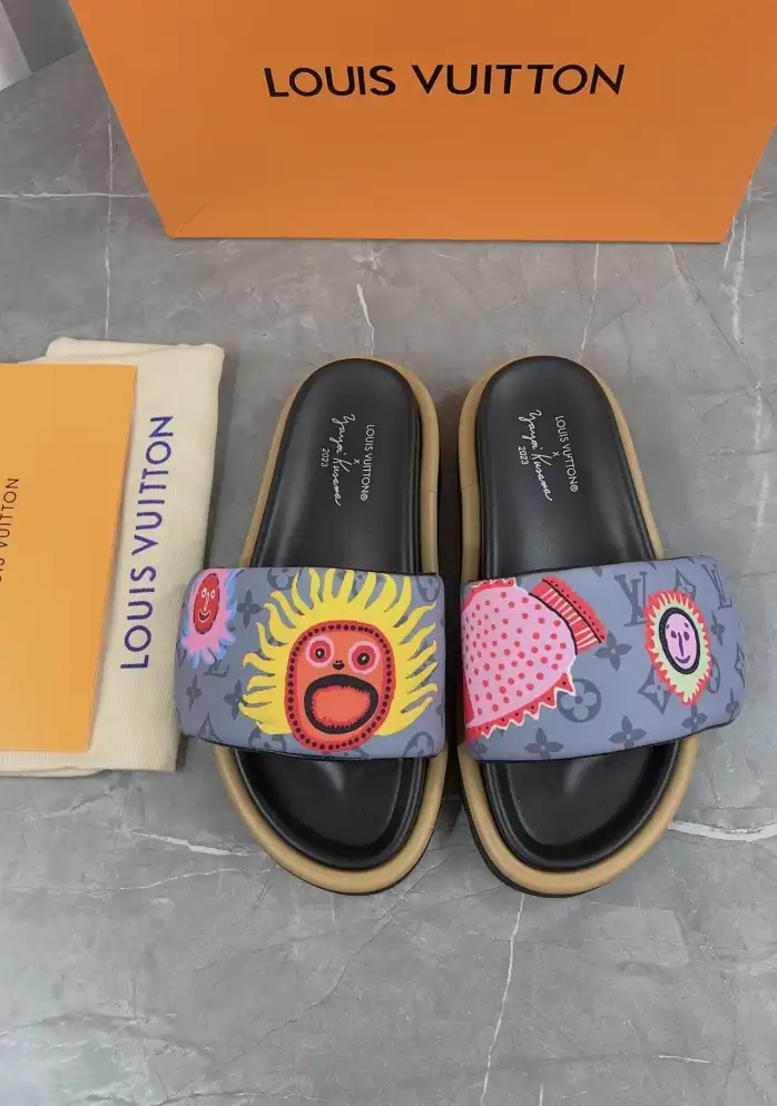 hype LV Slippers