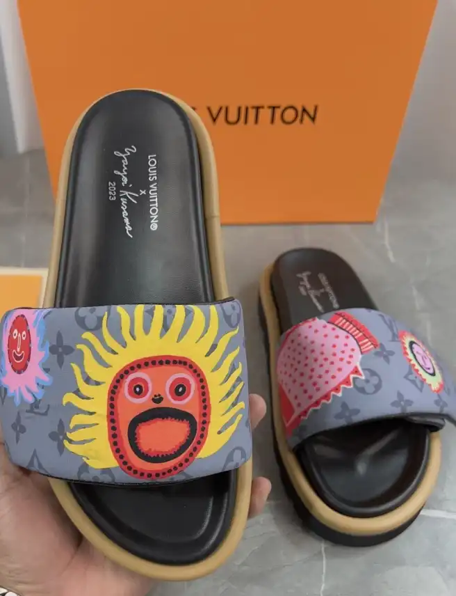 hype LV Slippers