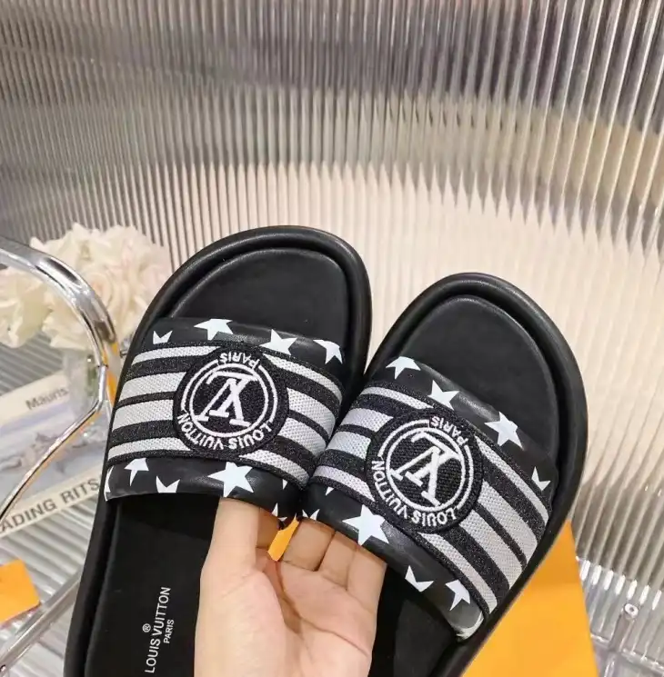 hype LV Slippers