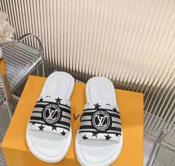 hype LV Slippers