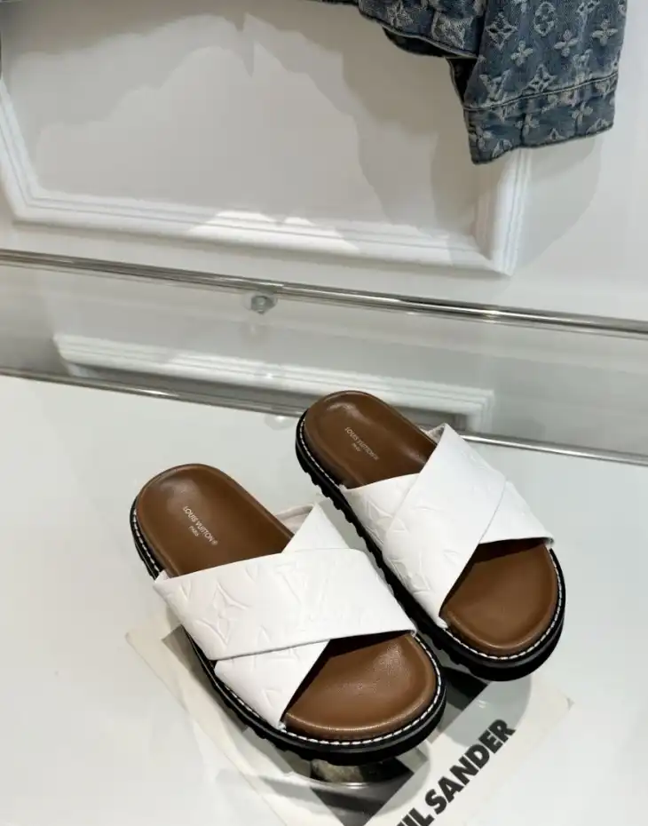 hype LV Slippers