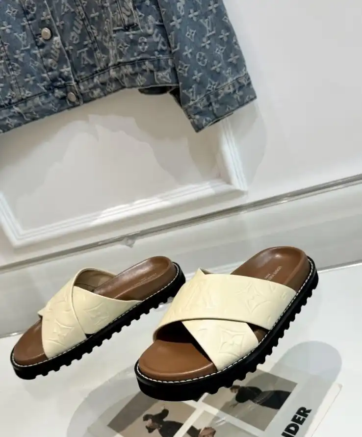 hype LV Slippers