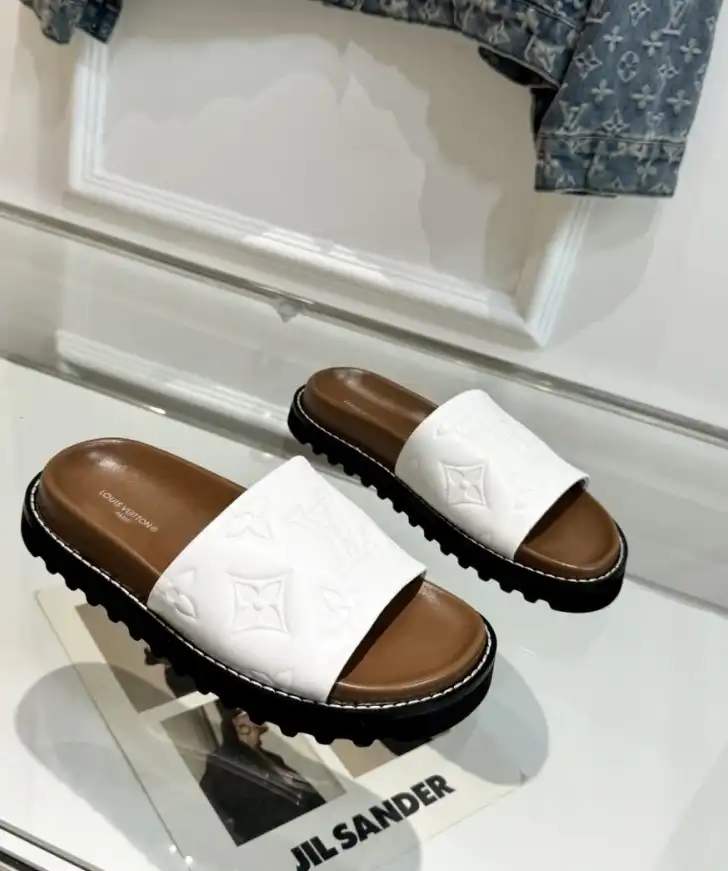 hype LV Slippers