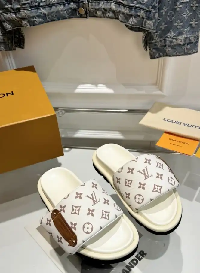 hype LV Slippers