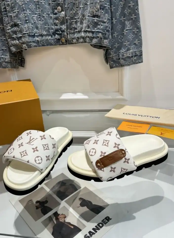 hype LV Slippers