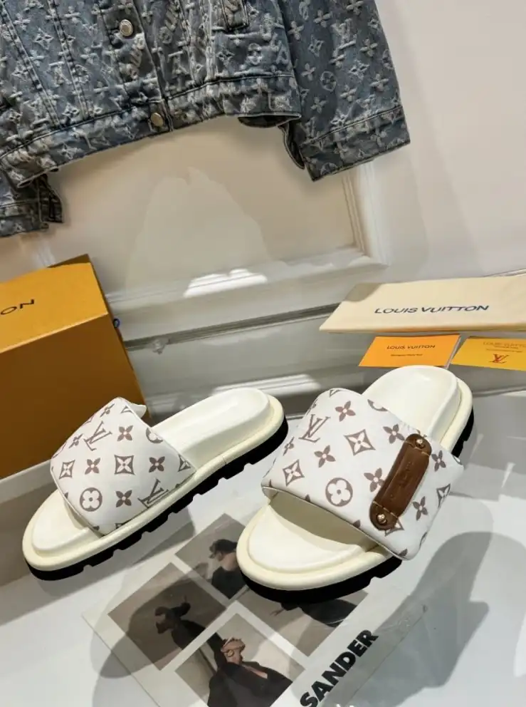 hype LV Slippers