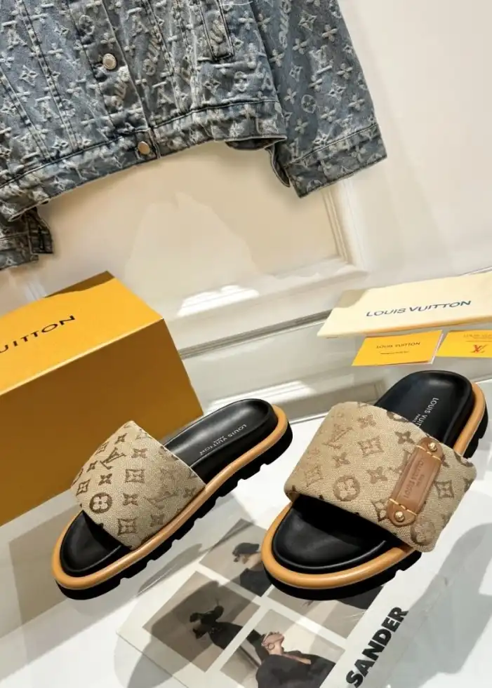 hype LV Slippers