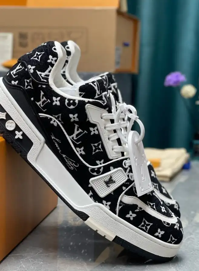 hype LV Sneakers