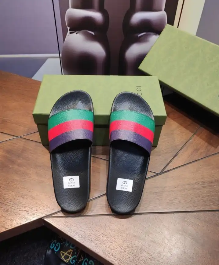 hype Gucci Slippers