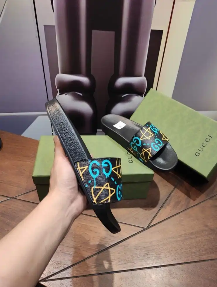 hype Gucci Slippers