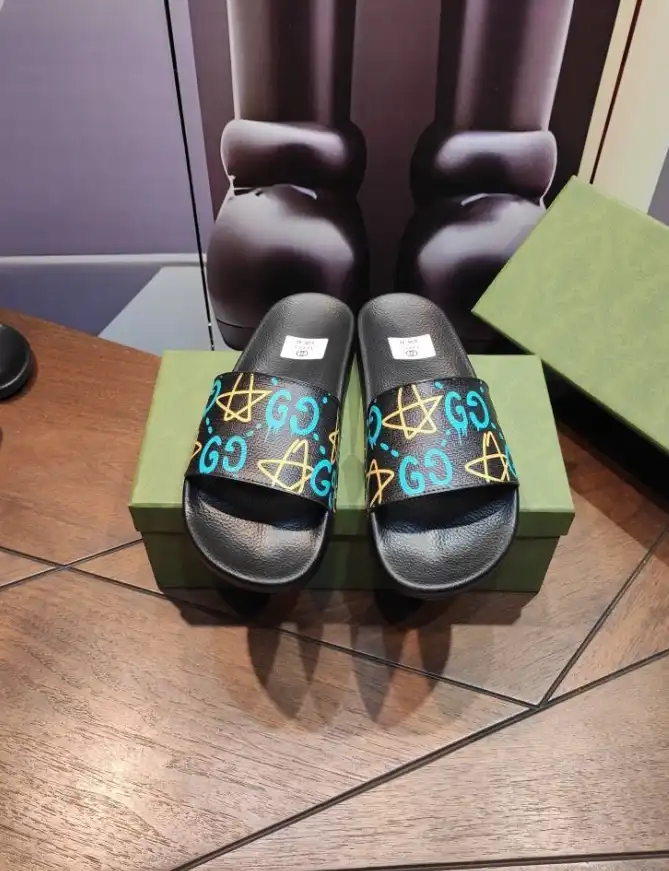 hype Gucci Slippers