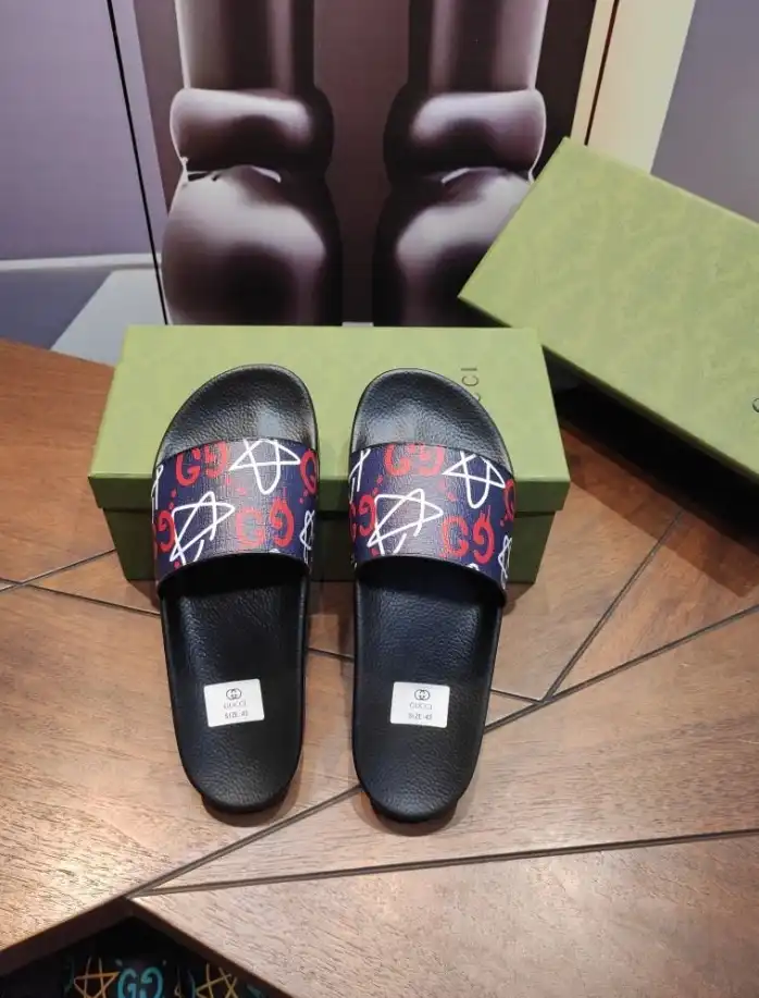 hype Gucci Slippers