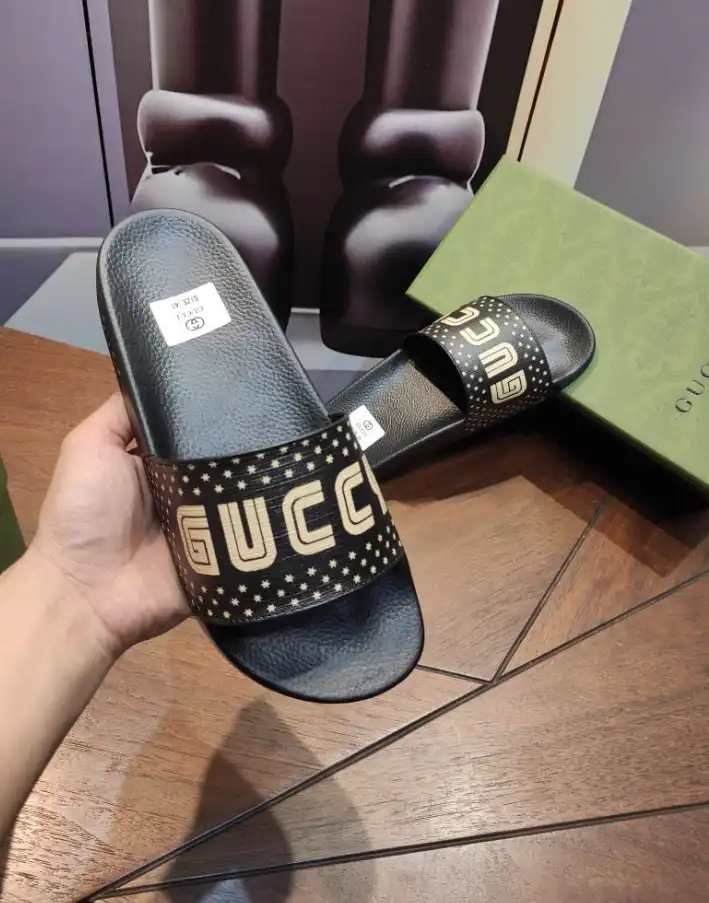 hype Gucci Slippers