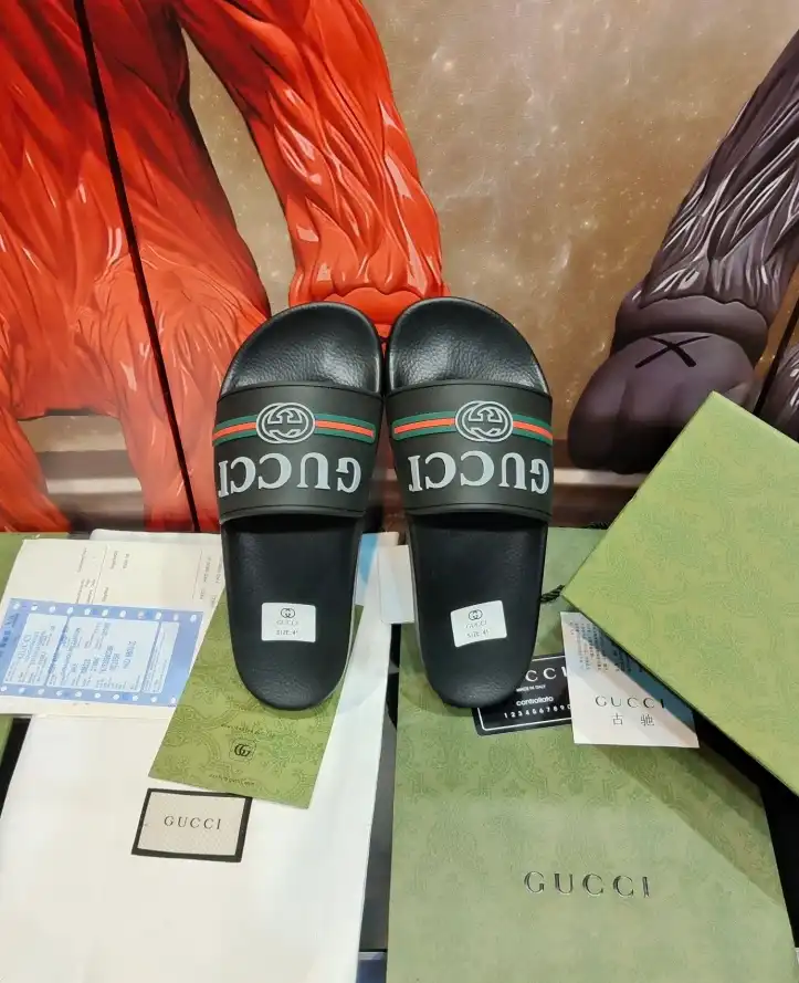 hype Gucci Slippers