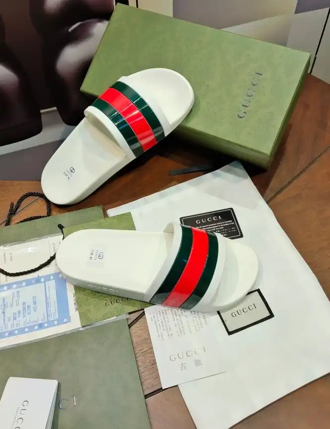 hype Gucci Slippers