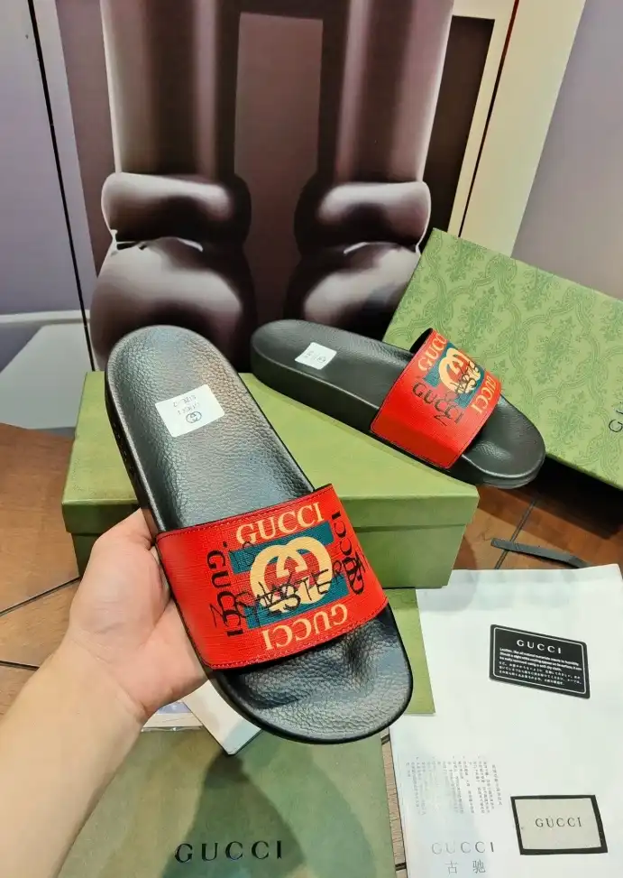 hype Gucci Slippers