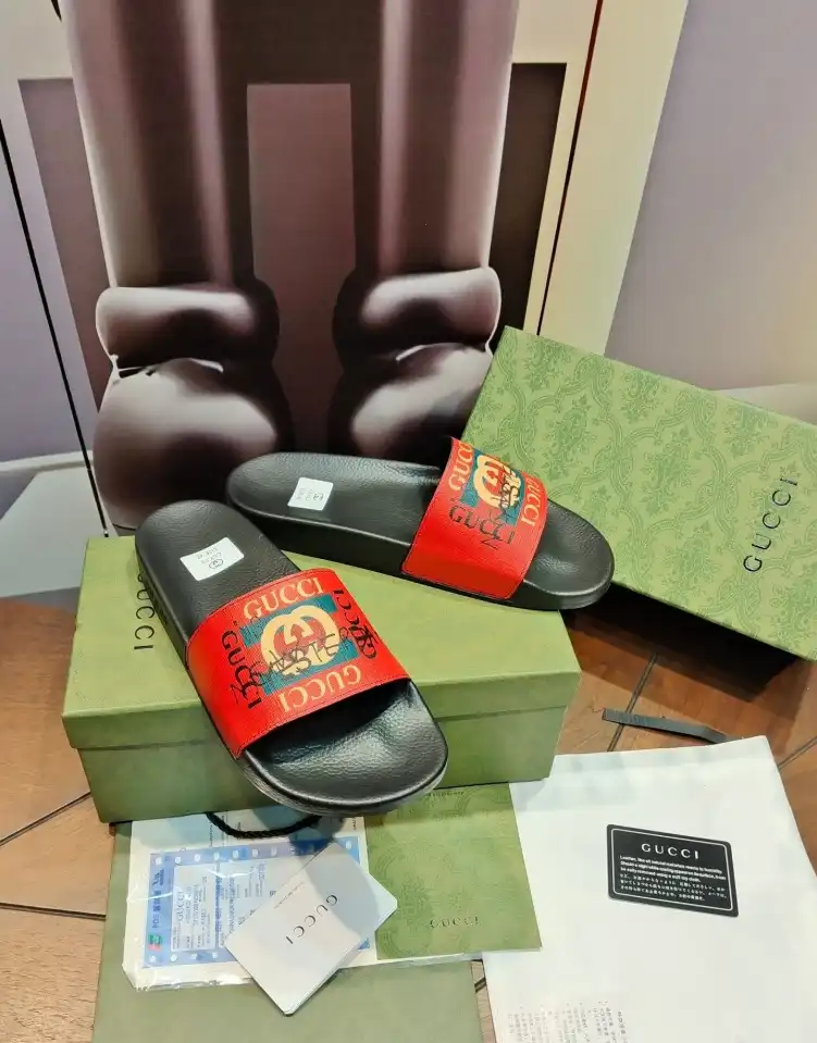 hype Gucci Slippers