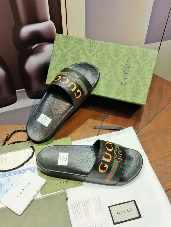 hype Gucci Slippers