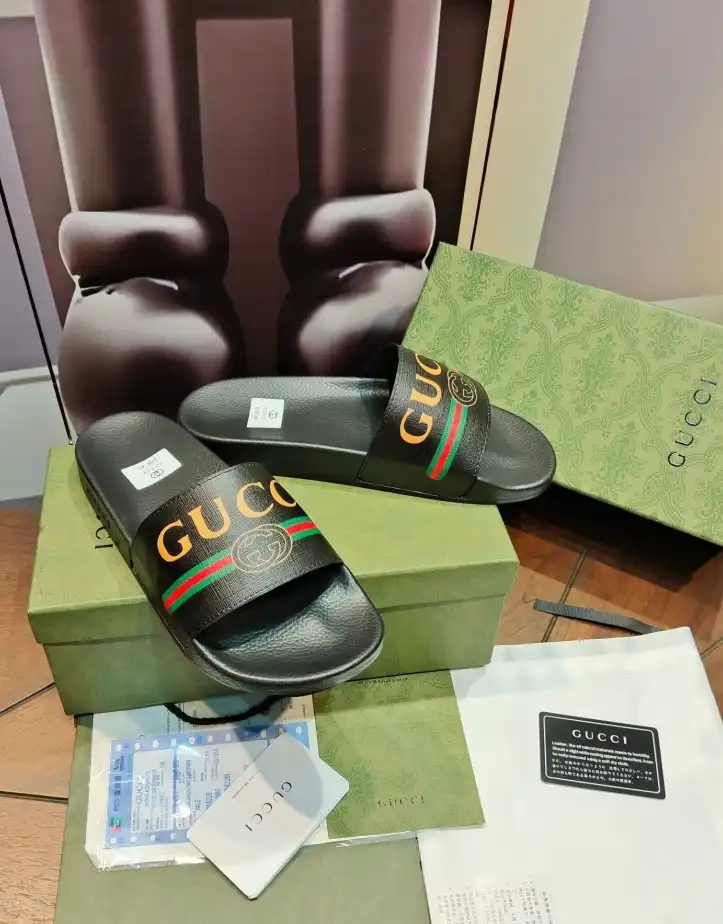 hype Gucci Slippers