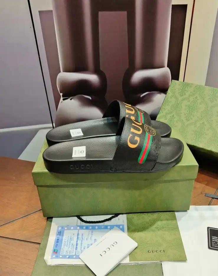 hype Gucci Slippers