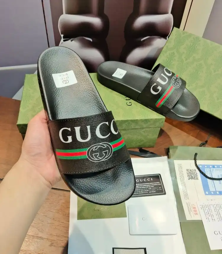 hype Gucci Slippers