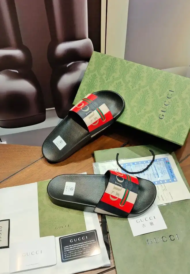 hype Gucci Slippers