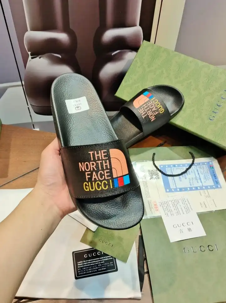 hype Gucci Slippers