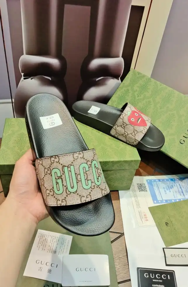 hype Gucci Slippers