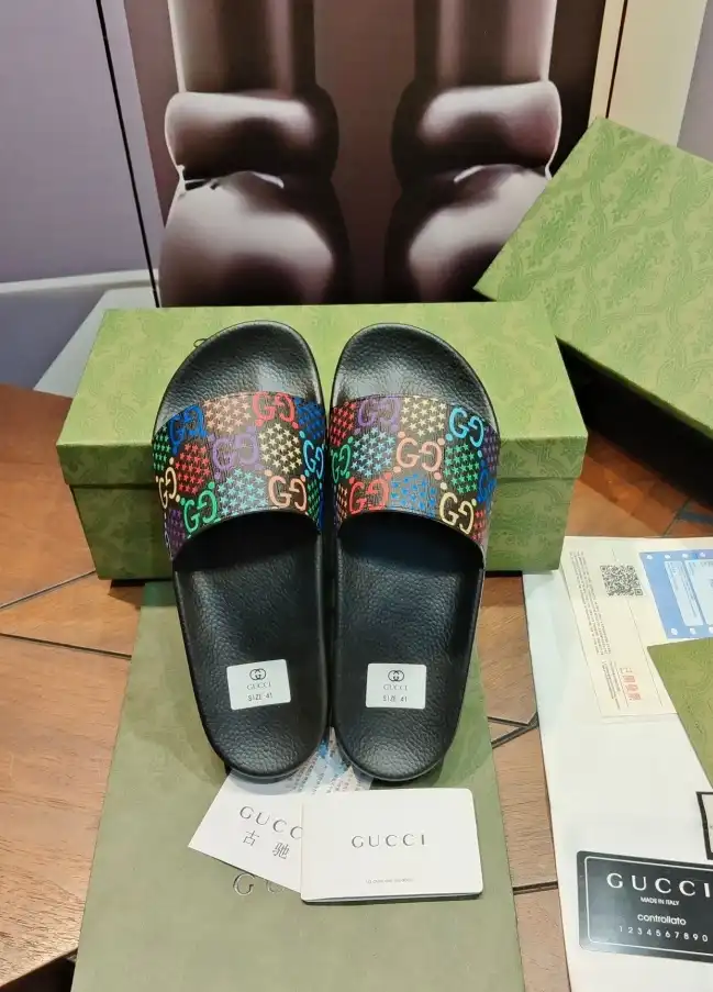 hype Gucci Slippers