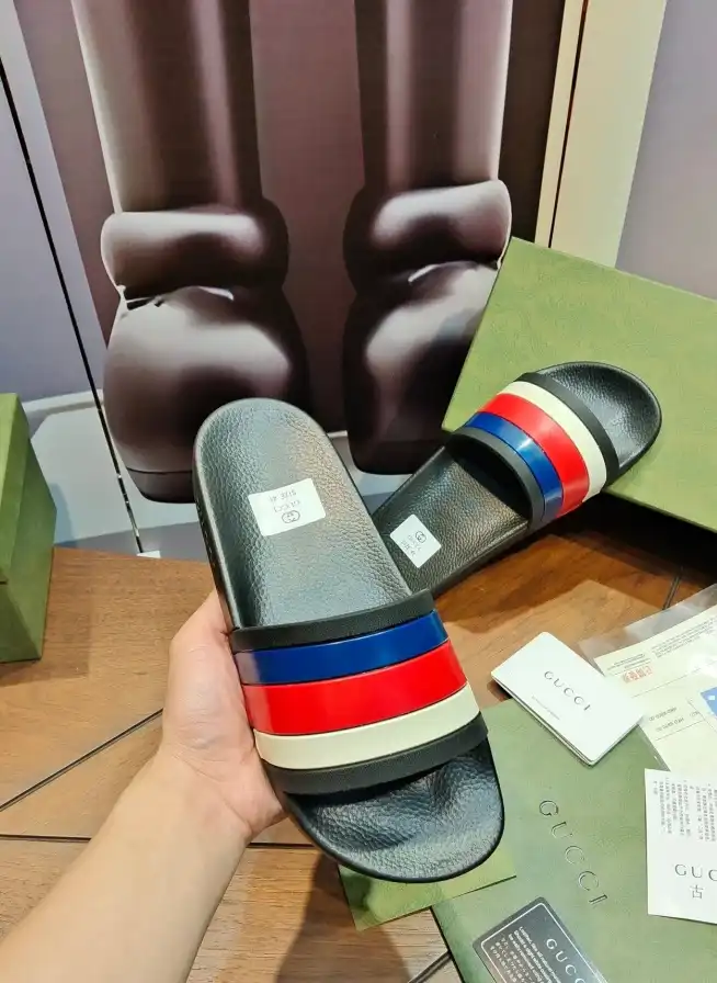 hype Gucci Slippers