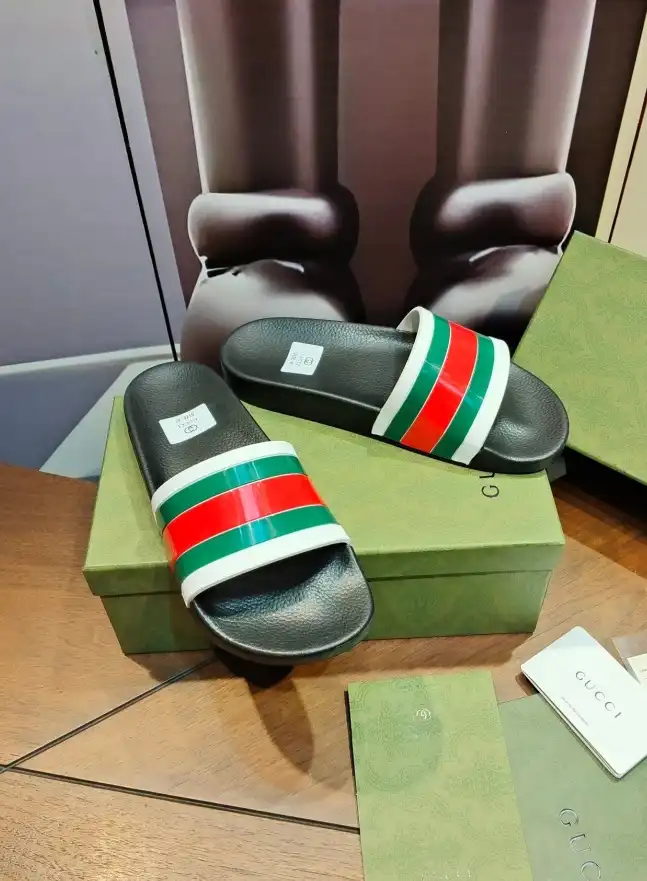 hype Gucci Slippers