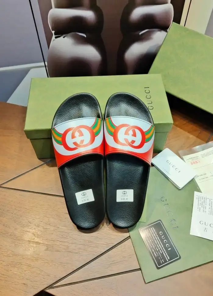 hype Gucci Slippers