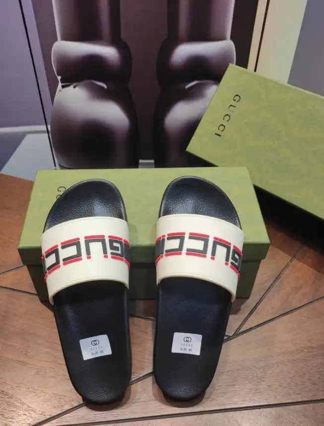 hype Gucci Slippers