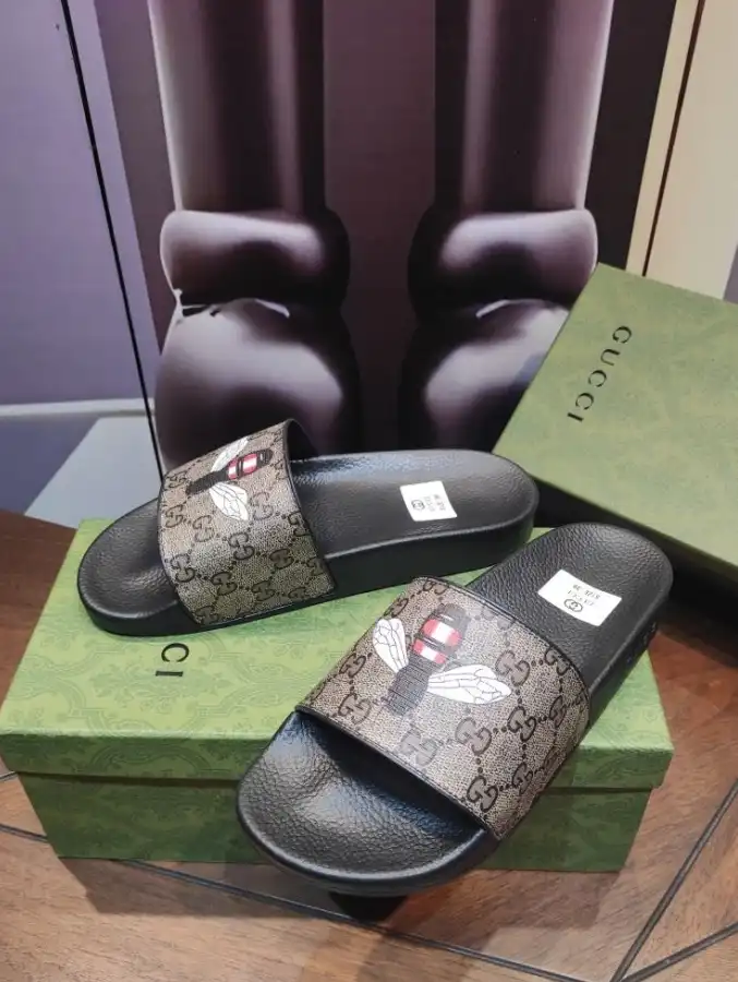 hype Gucci Slippers